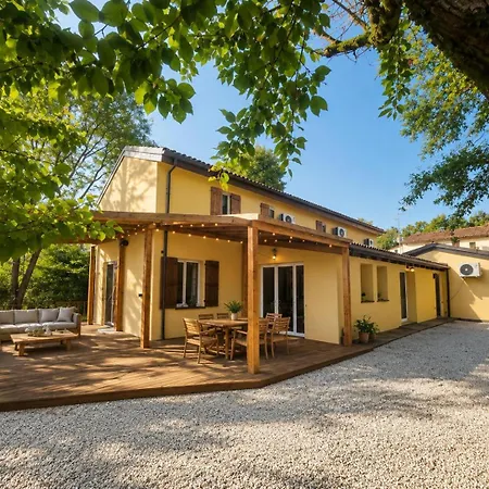 Stunning Boutique Near Bologna Fiera * Granarolo dellʼEmilia